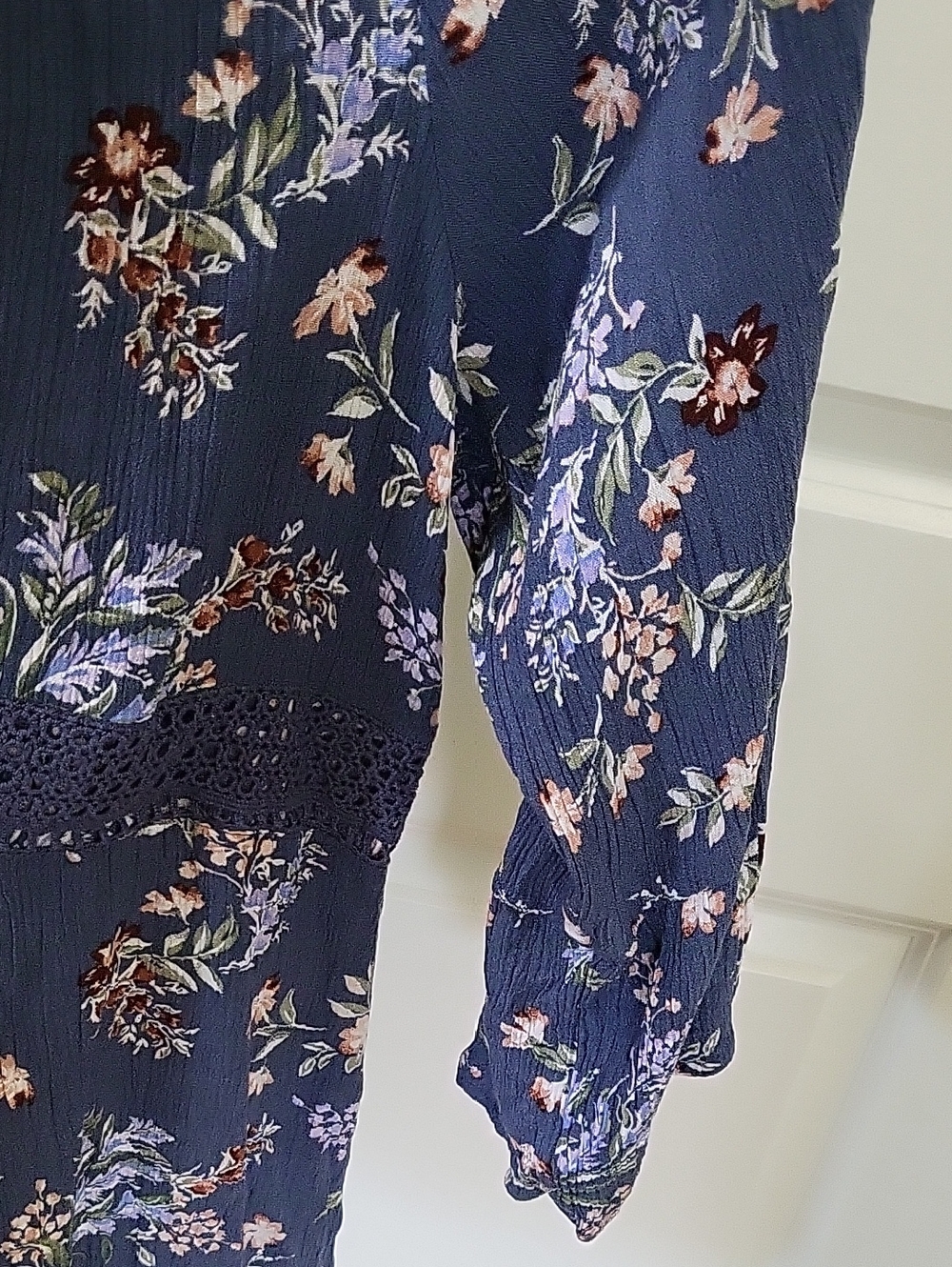 Torrid Boho Gauze Babydoll Top Size 3 3X Blue Floral Lace-Up Peasant Tunic - Picture 8 of 14